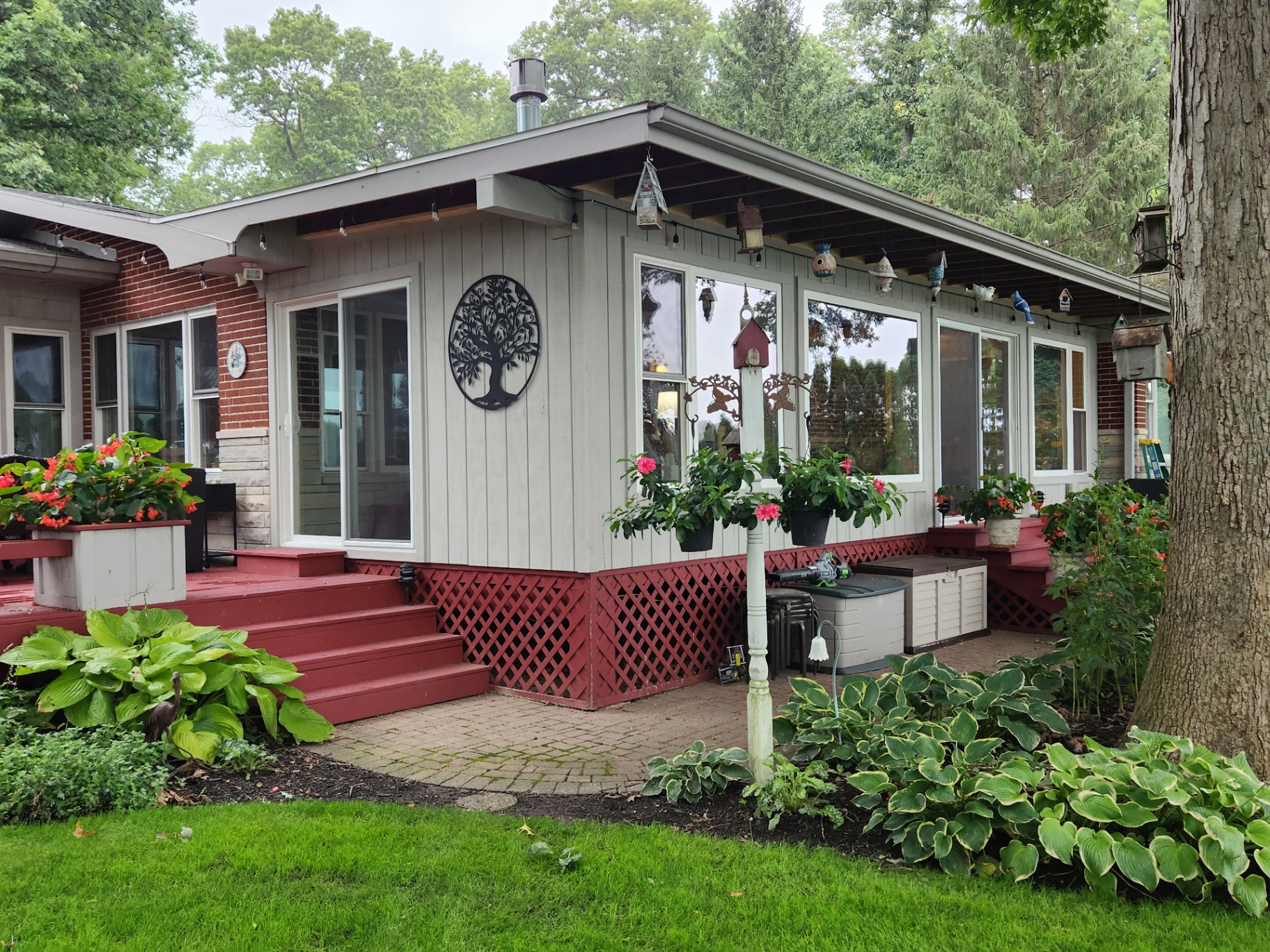 Tufts lakefront sunroom exterior